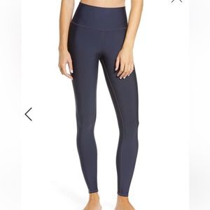 Alo Airlift High Waist Leggings navy size M